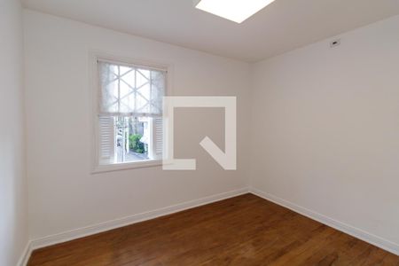 Casa para alugar com 240m², 3 quartos e 2 vagas Casa para alugar com 240m², 3 quartos e 2 vagasQuarto 2