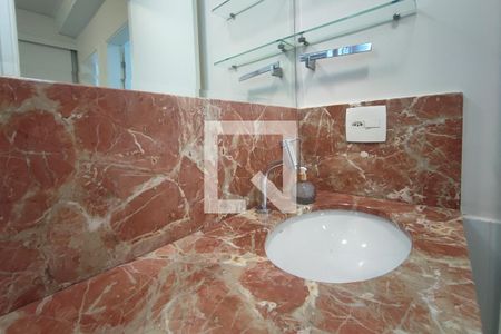 Apartamento para alugar com 93m², 3 quartos e 2 vagasBanheiro Social