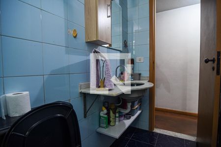 Apartamento para alugar com 149m², 3 quartos e 2 vagas Apartamento para alugar com 149m², 3 quartos e 2 vagasBanheiro Social