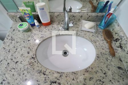 Apartamento para alugar com 70m², 2 quartos e 1 vagaBanheiro Suíte 