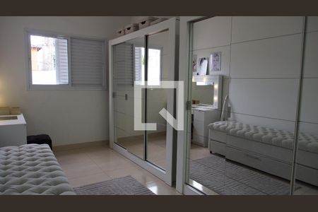 Apartamento à venda com 235m², 3 quartos e 2 vagasQuarto 3 Closet