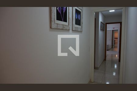 Apartamento à venda com 235m², 3 quartos e 2 vagasCorredor