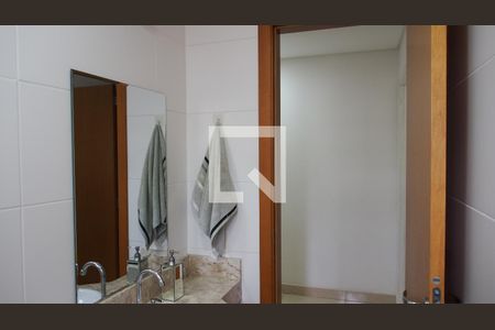 Apartamento à venda com 235m², 3 quartos e 2 vagasBanheiro