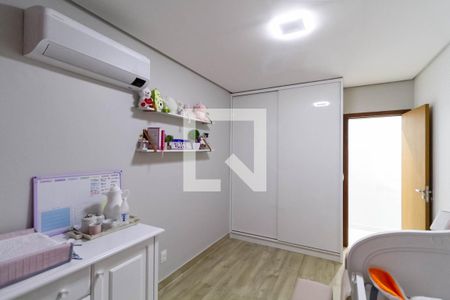 Apartamento à venda com 105m², 3 quartos e 2 vagasQuarto 2