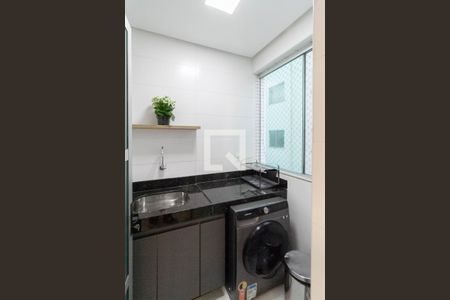 Apartamento à venda com 105m², 3 quartos e 2 vagasÁrea de serviço 