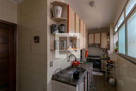Apartamento à venda com 176m², 4 quartos e 3 vagasCozinha