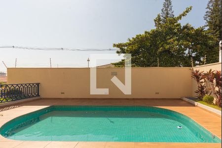 Apartamento à venda com 65m², 2 quartos e 1 vaga Apartamento à venda com 65m², 2 quartos e 1 vagaÁrea comum - Piscina