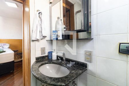 Apartamento à venda com 75m², 3 quartos e 1 vaga Apartamento à venda com 75m², 3 quartos e 1 vagaBanheiro da Suíte