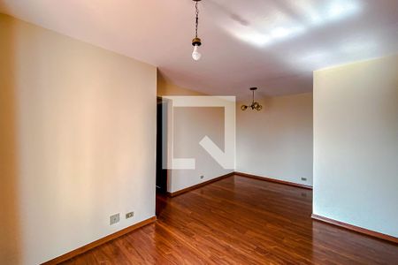 Sala de apartamento à venda com 2 quartos, 56m² em Vila Bertioga, São Paulo