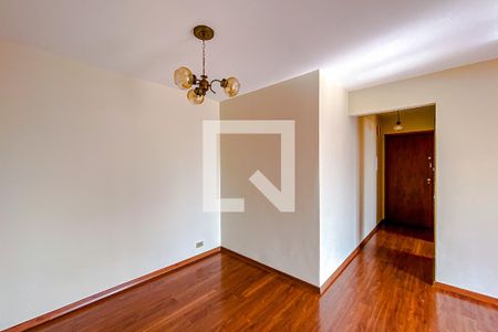 Sala de apartamento à venda com 2 quartos, 56m² em Vila Bertioga, São Paulo