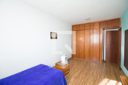 Casa à venda com 180m², 4 quartos e 2 vagas Casa à venda com 180m², 4 quartos e 2 vagasQuarto 3