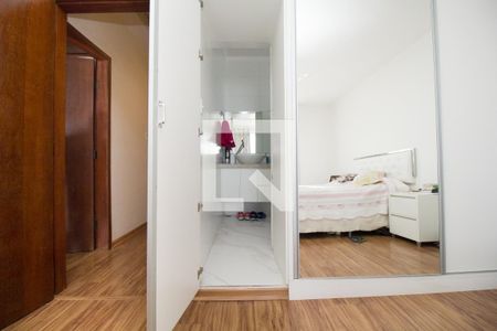 Casa à venda com 180m², 4 quartos e 2 vagas Casa à venda com 180m², 4 quartos e 2 vagasBanheiro da Suíte