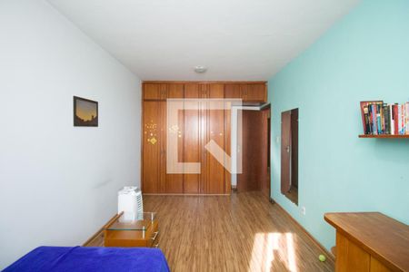 Casa à venda com 180m², 4 quartos e 2 vagas Casa à venda com 180m², 4 quartos e 2 vagasQuarto 3