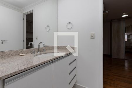 Apartamento à venda com 67m², 2 quartos e 1 vaga Apartamento à venda com 67m², 2 quartos e 1 vagaBanheiro da Suíte