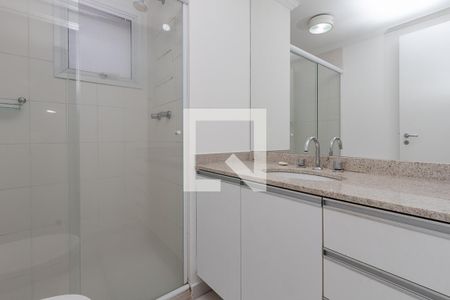 Apartamento à venda com 67m², 2 quartos e 1 vaga Apartamento à venda com 67m², 2 quartos e 1 vagaBanheiro da Suíte