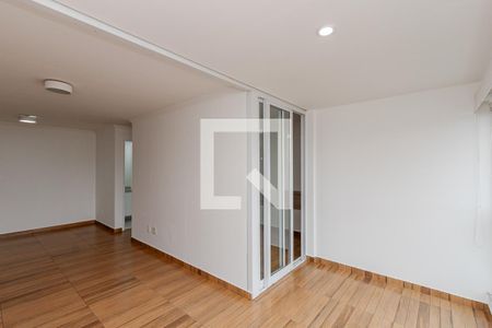 Apartamento à venda com 67m², 2 quartos e 1 vaga Apartamento à venda com 67m², 2 quartos e 1 vagaSala