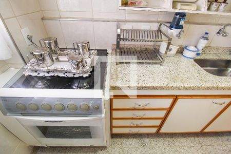 Apartamento à venda com 51m², 2 quartos e 1 vaga Apartamento à venda com 51m², 2 quartos e 1 vagaCozinha