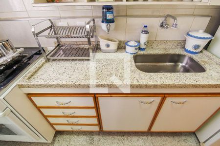 Apartamento à venda com 51m², 2 quartos e 1 vaga Apartamento à venda com 51m², 2 quartos e 1 vagaCozinha