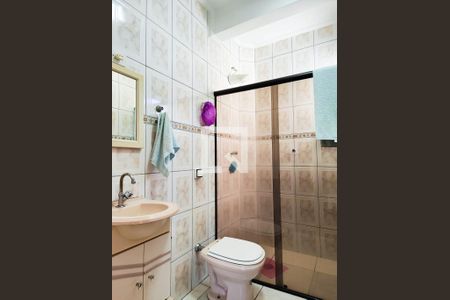 Apartamento à venda com 144m², 2 quartos e 2 vagas Apartamento à venda com 144m², 2 quartos e 2 vagasBanheiro da Suite