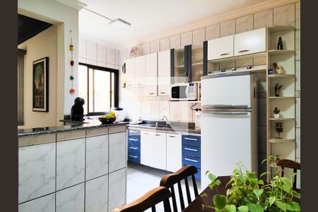 Apartamento à venda com 144m², 2 quartos e 2 vagas Apartamento à venda com 144m², 2 quartos e 2 vagasCozinha