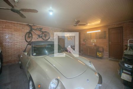 Casa à venda com 230m², 2 quartos e 3 vagasGaragem