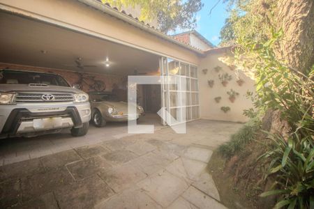 Casa à venda com 230m², 2 quartos e 3 vagasGaragem