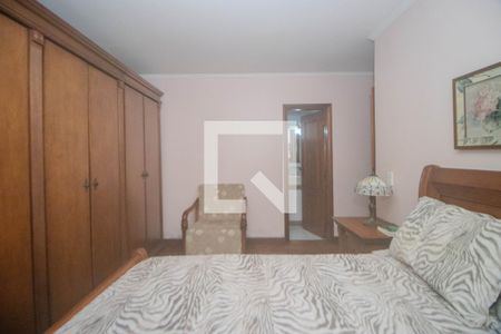 Casa à venda com 230m², 2 quartos e 3 vagasSuíte