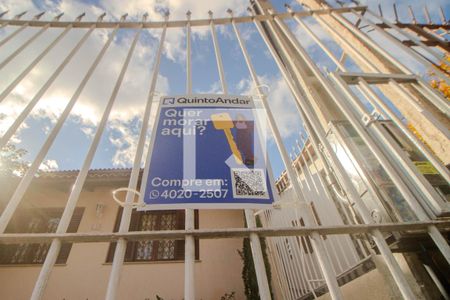 Casa à venda com 230m², 2 quartos e 3 vagasPlaquinha