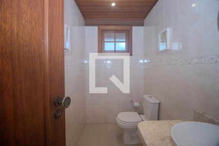 Casa à venda com 230m², 2 quartos e 3 vagasBanheiro Auxiliar