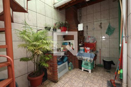 Casa à venda com 200m², 3 quartos e 2 vagasQuintal