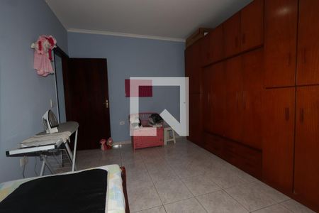 Casa à venda com 200m², 3 quartos e 2 vagasQuarto 3