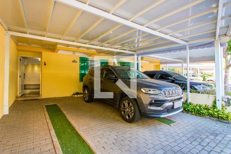 Casa de condomínio à venda com 200m², 3 quartos e 2 vagasGaragem