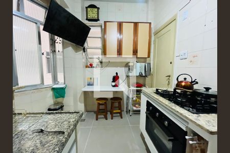 Apartamento à venda com 132m², 3 quartos e sem vagaCozinha