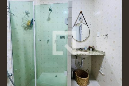 Apartamento à venda com 132m², 3 quartos e sem vagaBanheiro Corredor 