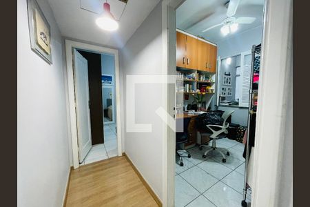 Apartamento à venda com 132m², 3 quartos e sem vagaCorredor 