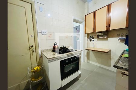 Apartamento à venda com 132m², 3 quartos e sem vagaCozinha