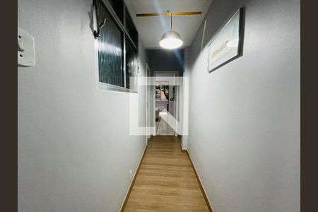 Apartamento à venda com 132m², 3 quartos e sem vagaCorredor