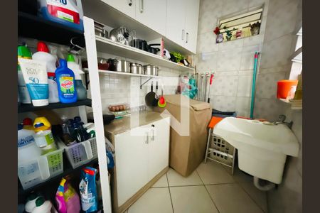 Apartamento à venda com 132m², 3 quartos e sem vagaÁrea de Serviço