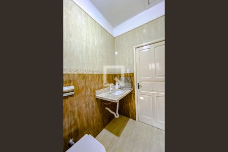 Casa à venda com 300m², 3 quartos e 2 vagasBanheir