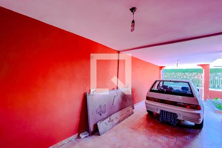 Casa à venda com 300m², 3 quartos e 2 vagasGaragem