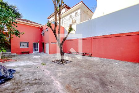 Casa à venda com 300m², 3 quartos e 2 vagasÁrea externa
