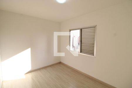Apartamento à venda com 69m², 2 quartos e 1 vagaQuarto 2