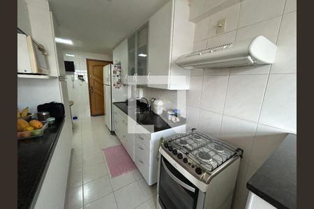 Apartamento à venda com 120m², 3 quartos e 2 vagasCozinha