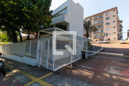 Apartamento para alugar com 57m², 2 quartos e 1 vagaFachada