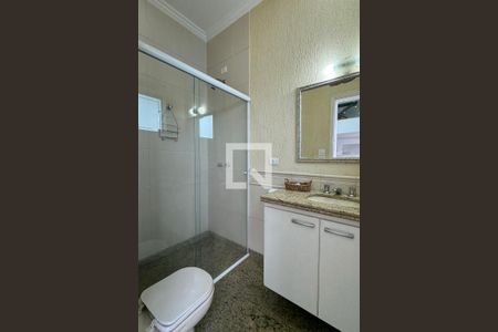 Casa de condomínio à venda com 1250m², 6 quartos e 5 vagasBanheiro