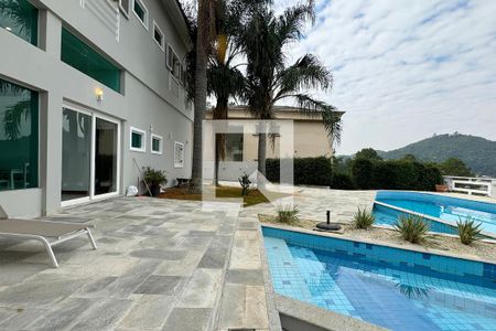 Casa de condomínio à venda com 1250m², 6 quartos e 5 vagasChurrasqueira