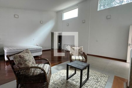 Casa de condomínio à venda com 1250m², 6 quartos e 5 vagasSuíte master