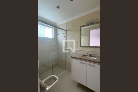 Casa de condomínio à venda com 1250m², 6 quartos e 5 vagasBanheiro da Suíte 3