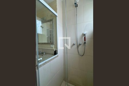 Casa de condomínio à venda com 1250m², 6 quartos e 5 vagasbanheiro da Suíte master