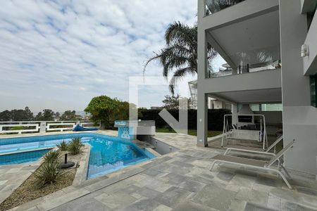 Casa de condomínio à venda com 1250m², 6 quartos e 5 vagasPiscina